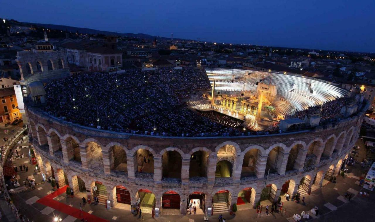 Boutique Hotel Touring Verona Eksteriør bilde